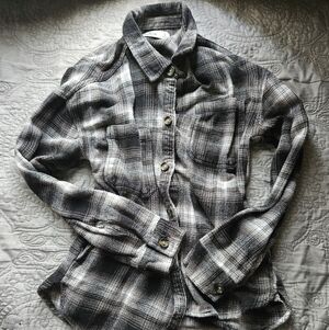 Hollister Plaid Button-Up Shirt/flannel